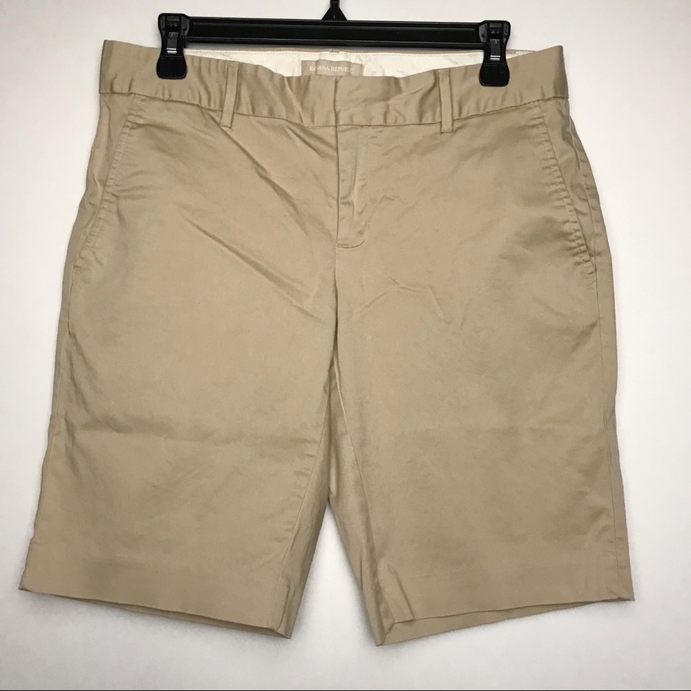 Banana Republic Women’s  Tan Shorts